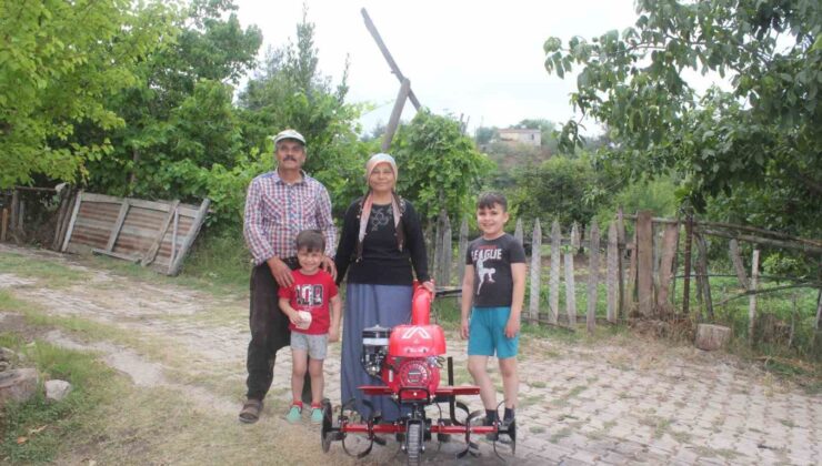 Osmaniye’de çiftçilere motorlu çapa makinesi desteği