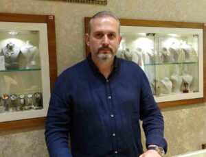 Trabzon Kuyumcular ve Saatçiler Odası Başkanı Yazıcı: “Yılın sonunda gram altın fiyatı yüzde 15-20 yukarıya çıkacağını ön görüyorum”