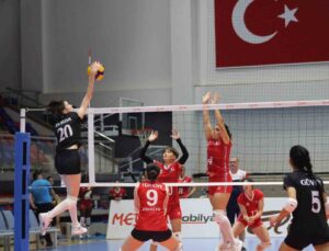 Türkiye Kadın Milli Takımı grup maçlarını lider olarak tamamladı