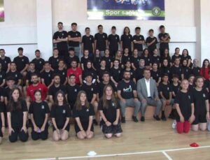 Ümraniye Belediyesi sporcu gençleri üniversiteye hazırlıyor