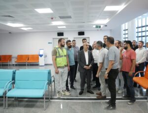 Vali Demirtaş, eğitim ve araştırma hastanesi ek hizmet binasını inceledi