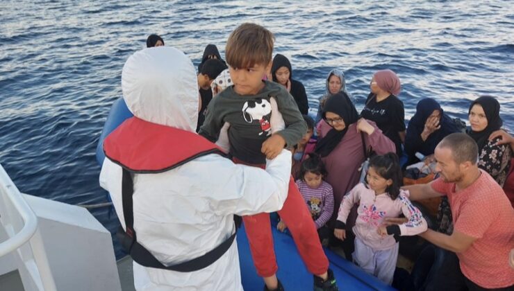 Yunan unsurlarınca ölüme terk edilen 41 kaçak göçmen kurtarıldı
