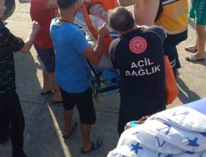 Zonguldak’ta 2 çocuk denizde boğulma tehlikesi geçirdi