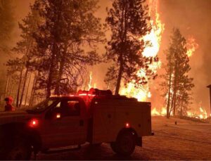 ABD’deki orman yangınında can kaybı 2’ye yükseldi