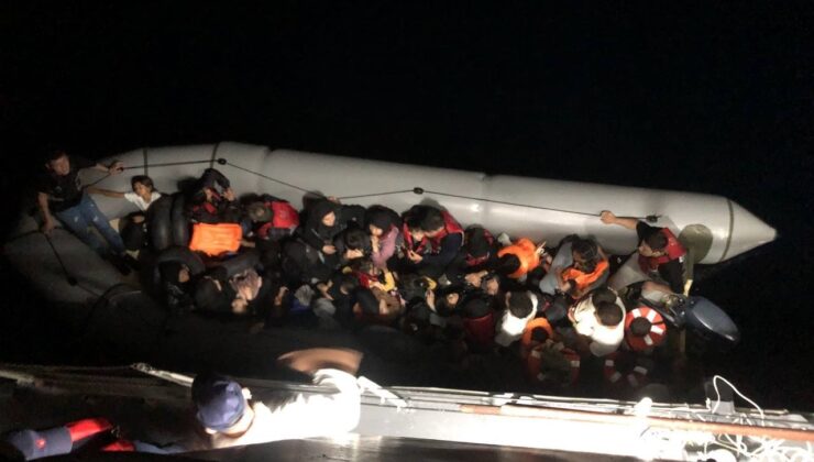 Ayvacık açıklarında 37 kaçak göçmen yakalandı