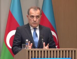 Azerbaycan Dışişleri Bakanı Bayramov: “Ermenistan’ın yapıcı olmayan tutumu tam bir sonuca ulaşılmasına izin vermiyor”