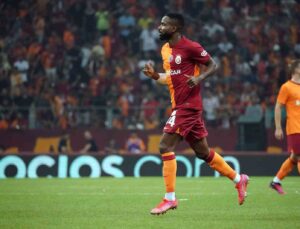 Bakambu, Galatasaray formasıyla ilk maçına çıktı