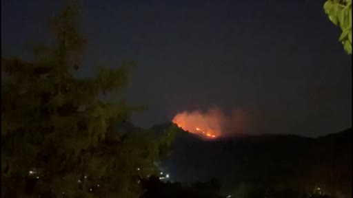 Bodrum Akyarlar’da yangın devam ediyor