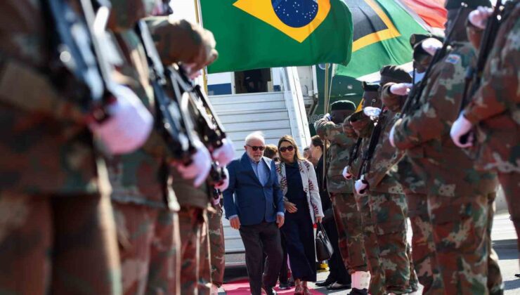 BRICS Liderler Zirvesi Güney Afrika’da başladı