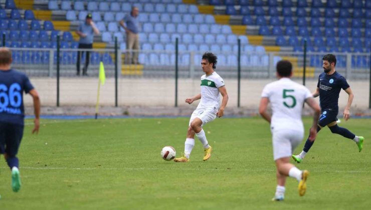 Bursaspor antrenman maçında Belediye Kütahyaspor’a 4-3 yenildi