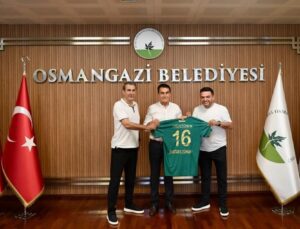Bursaspor’dan Osmangazi Belediye Başkanı Mustafa Dündar’a ziyaret
