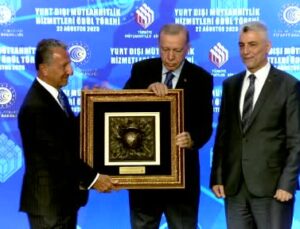 Cumhurbaşkanı Erdoğan, Türkiye Müteahhitler Birliği Yurtdışı Müteahhitlik Hizmetleri Başarı Ödülleri Töreni’ne katıldı