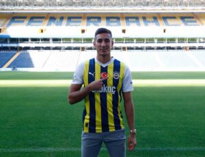 Fenerbahçe, Mert Müldür’ü kadrosuna kattı