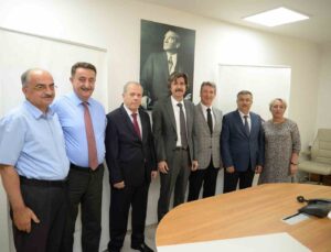 İnegöl İşletme Fakültesi’nde yeni Dekan Prof. Dr. Orhan Bozkurt oldu