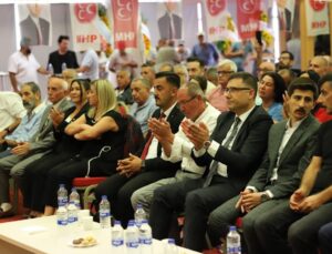 MHP Kuşadası İlçe Kongresi’nde İnan güven tazeledi