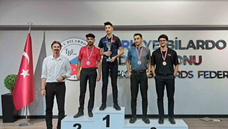 NEÜ’lü Türkcan Yıldırım, Türkiye Pool Bilardo Şampiyonası’nda 3. oldu