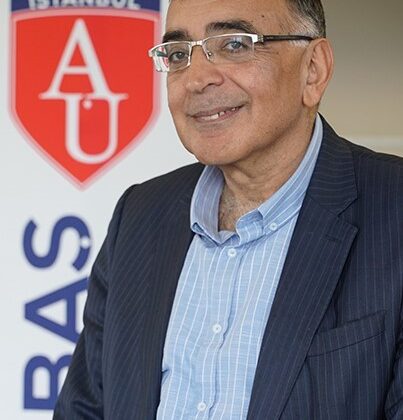 Prof. Dr. Hayri Kozanoğlu: “Ekonomide durgunluk tehlikesi baş gösterebilir”