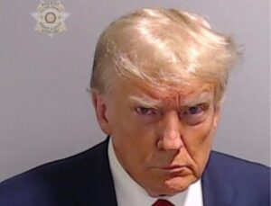 Trump, Georgia davasında yöneltilen suçlamaları reddetti