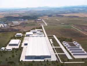 Türkiye’nin en büyük fişek fabrikası açılış için gün sayıyor