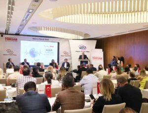 TÜRSAB’ın düzenlediği “Sağlık Turizmi Bilgilendirme Toplantısı ATO’da yapıldı