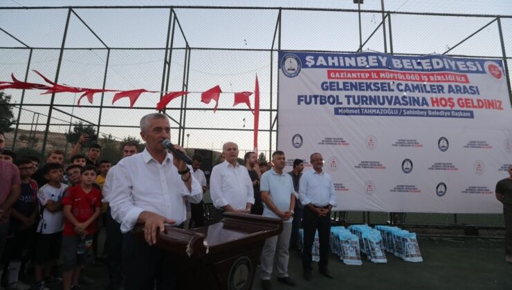 Yaz Kur’an Kursu Futbol Turnuvasına 75 takım katıldı