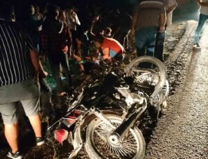 Adana’da motosikletler çarpıştı: 3 yaralı