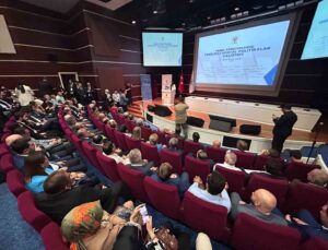 AK Parti’de ‘Yerel Yönetimlerde Yenilikçi Sosyal Politikalar Çalıştayı’ başladı