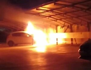 Alev alev yanan araçta meydana gelen patlama anındaki panik kamerada