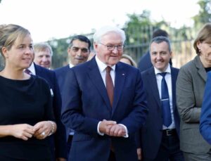 Almanya Cumhurbaşkanı Steinmeier’den Türk derneğine ziyaret