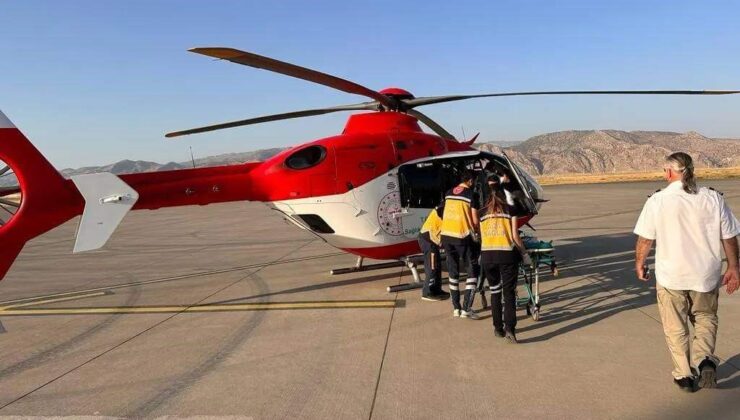 Ambulans helikopter pnömoni entübe olan 40 günlük bebek için havalandı