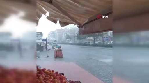 Ankara’da sağanak yağış etkili olmaya başladı