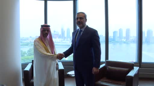 Bakan Fidan, Suudi Arabistan Dışişleri Bakanı Faisal bin Farhan Al-Saud ile görüştü