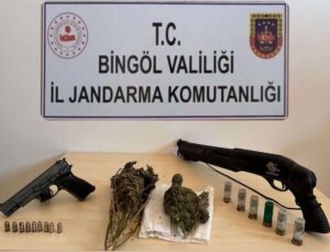 Bingöl’de narkoterör operasyonlarında uyuşturucu ve silahlar ele geçirildi