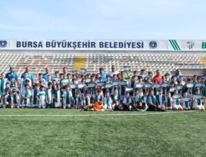 Bursaspor Futbol Okulu’nun yaz dönemi sona erdi
