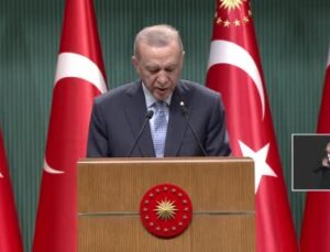 Cumhurbaşkanı Erdoğan: “Özellikle sandıkta yaşadığı hezimetin faturasını 28 milyon vatandaşımıza kesmeye çalışan kibir kuleleri tamamen beyhude bir uğraş içindedir”