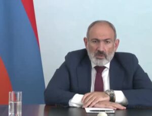 Ermenistan Başbakanı Paşinyan: “Rus barış gücü Karabağ’daki durumun istikrara kavuşturulması için önlem almalı”