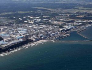 Fukuşima’daki radyoaktif suyun denize tahliyesine 5 Ekim’de devam edilecek