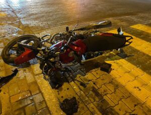 Gönen’de motosiklet ile otomobil çarpıştı: 1 yaralı