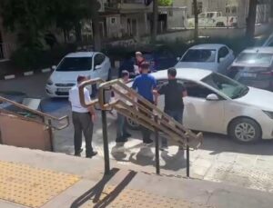 İzmir’de Atatürk Anıtı’na saldıran şüpheli tutuklandı