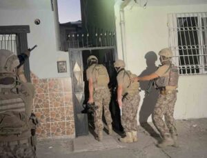 Mersin’de terör örgütlerine operasyon: 4 gözaltı kararı