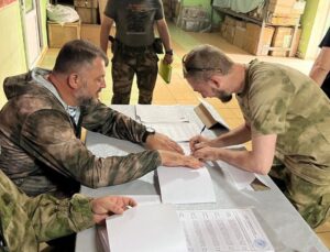 Rusya’da yerel seçimler başladı: İşgal edilen bölgeler de sandığa gidiyor