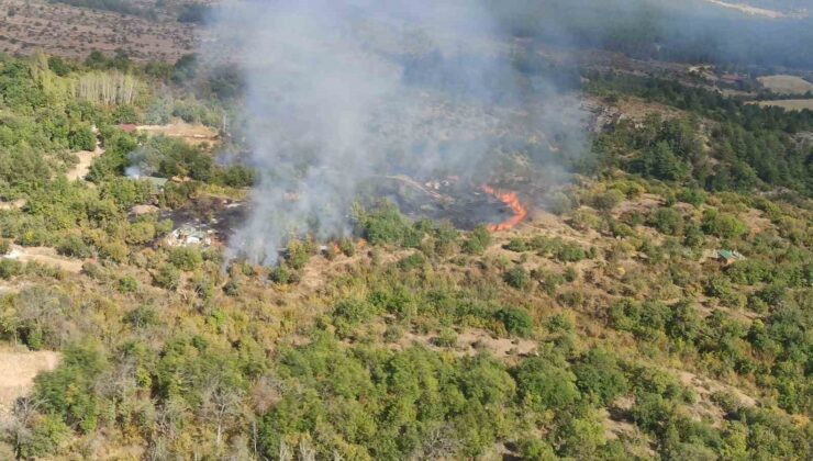 Safranbolu’da iki ayrı yangın havadan ve karadan müdahale ile söndürüldü