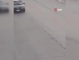 Şili’de yolda ilerleyen adamın scooterını çaldılar
