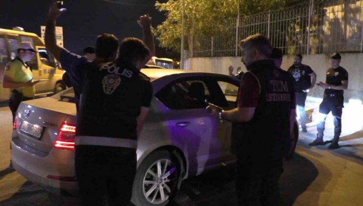 Sultangazi’de asayiş ve narkotik denetimi: Aranan 5 şahıs yakalandı