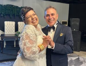 Tazmanyalı Profesör Emma, Türk aşçı Ali ile evlendi