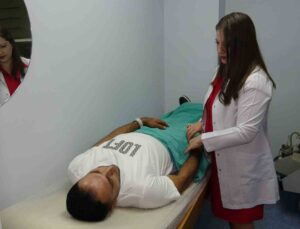 Van’da ‘geleneksel tıp’ hastalara şifa oluyor