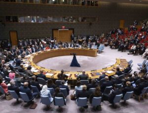 Zelenskiy: “BM’deki kördüğüm, veto gücünün bir saldırgana verilmesinden kaynaklanıyor“