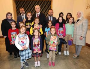 11 Ekim doğumlu 11 kız çocuğu Cumhurbaşkanı Erdoğan ile görüştü