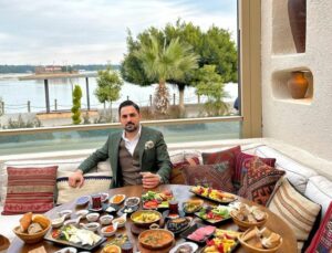 Adanalı ünlü iş adamı açtığı restoranla şehrin gastronomi sahnesini zenginleştirdi