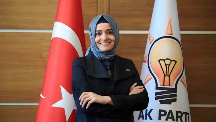 AK Parti’de Fatma Betül  Sayan Kaya MYK üyesi olarak seçildi
